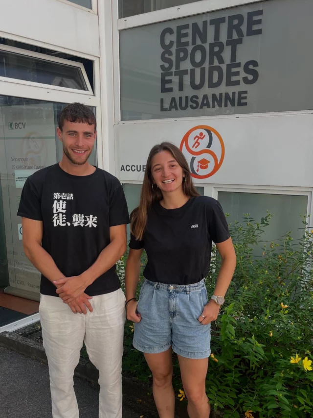 #psycho ✨

Aujourd’hui c’est le dernier jour de nos deux stagiaires en Master de Psychologie à l’Uni de Lausanne, sous la responsabilité de notre psychologue Ophélie Schneider, Pauline Laterza et Alexandre Bankowski.

Après une année passée au sein CSEL, avec l’ensemble du staff et nos jeunes internes, ils nous quittent avec un bagage supplémentaire sur le plan professionnel et personnel.

Ils garderont principalement de ces 10 mois, la chance d’avoir pu prendre des initiatives et pratiquer au quotidien sur le terrain auprès de tous nos jeunes. 

Merci Pauline et Alexandre, pour votre engagement sans faille, votre disponibilité, votre travail auprès des jeunes et votre passion pour le sport. 

Bonne route pour la suite et à très bientôt, car nos chemins se croiseront à nouveau 😊

@pauline_laterza 
@banko.lahuis 
@ophsport 
@unilch 
@psychologie_sport 

#psychologie #unil #lausanne #sportetudes #formation #stage #psychosport